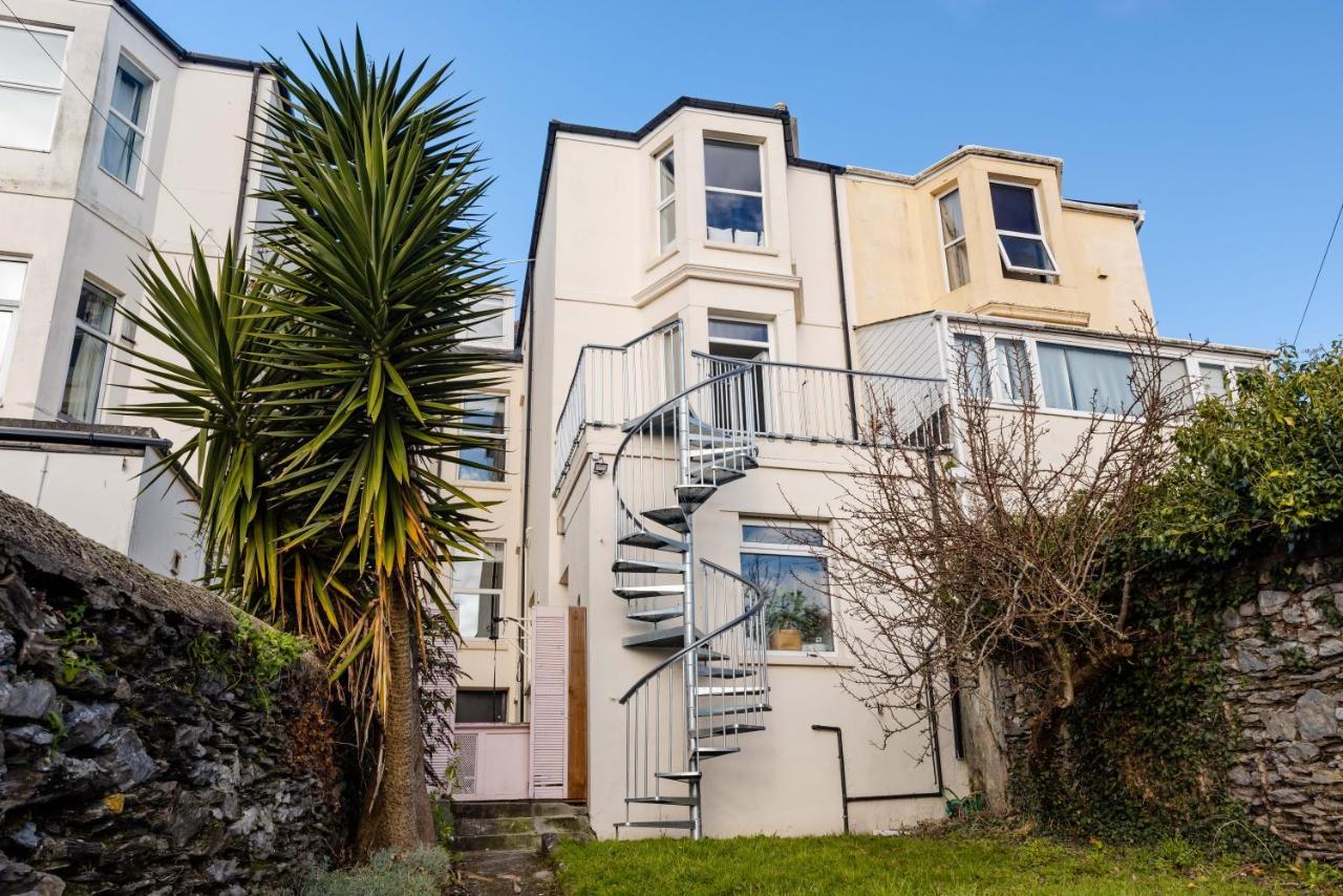 5-Bed House With Distant Sea Views In Plymouth Villa Exteriör bild