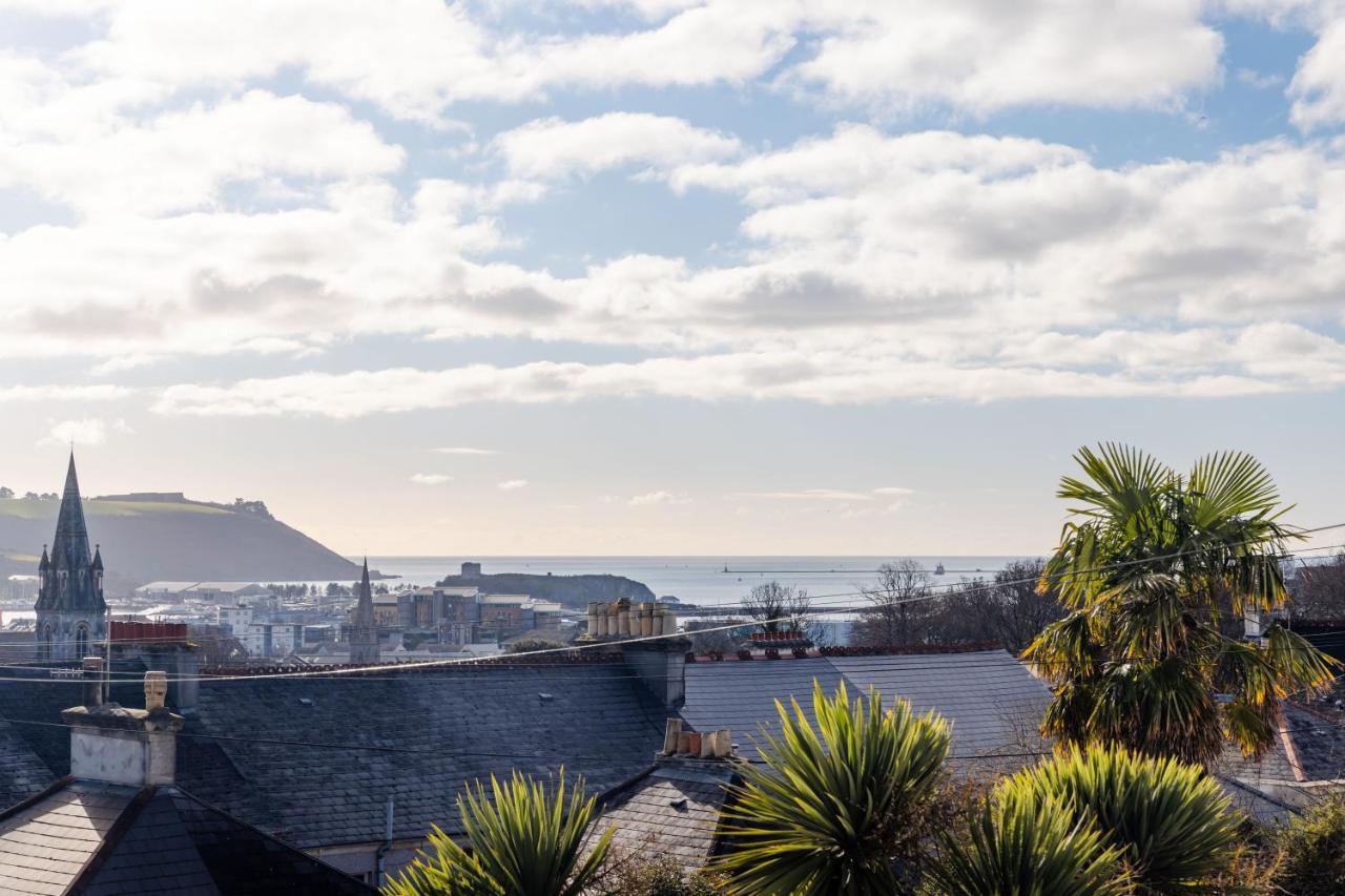 5-Bed House With Distant Sea Views In Plymouth Villa Exteriör bild