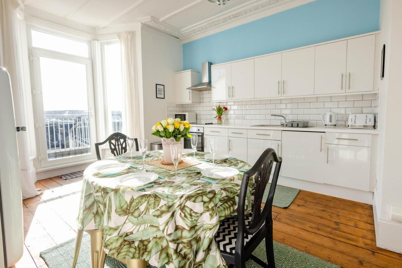 5-Bed House With Distant Sea Views In Plymouth Villa Exteriör bild