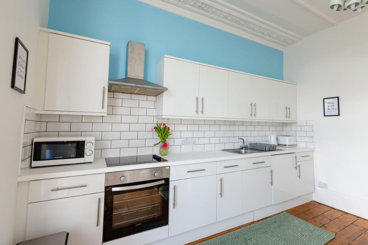 5-Bed House With Distant Sea Views In Plymouth Villa Exteriör bild
